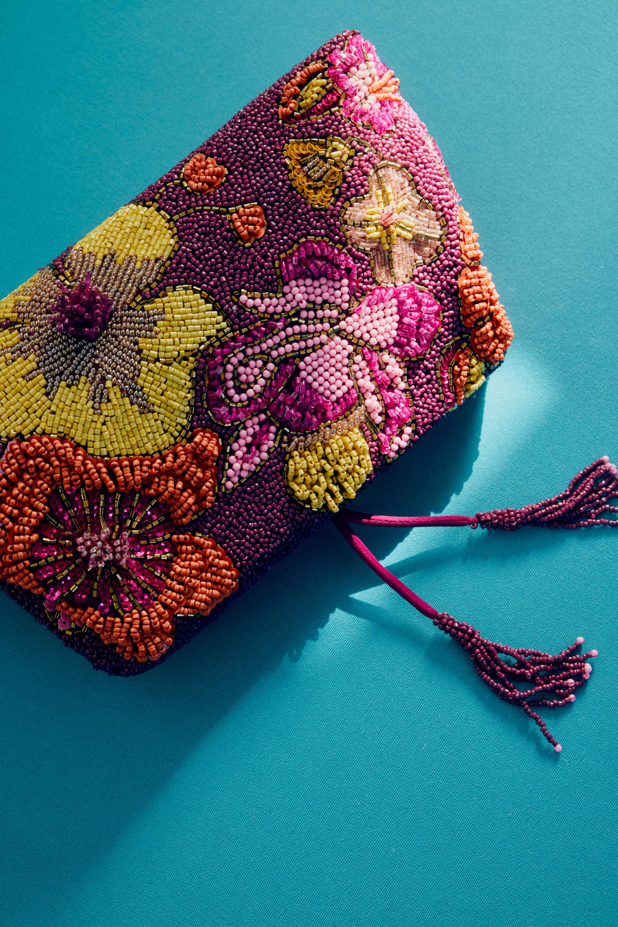 BEADED CLUTCH BAG
